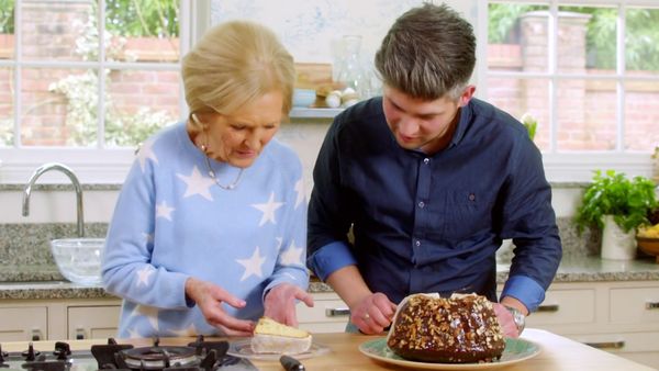 Mary Berry's Easter Feasts - Episode 1