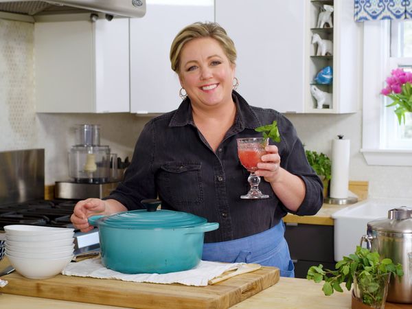 Julia at Home - Chili for a Crowd