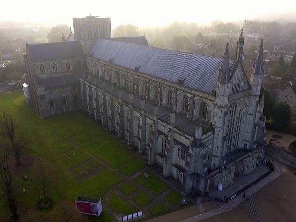 Britain's Great Cathedrals with Tony Robinson - Winchester Cathedral