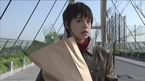 Kamen Rider Ryuki - Kamen Rider Ryuki: S1 E42 - Room 401