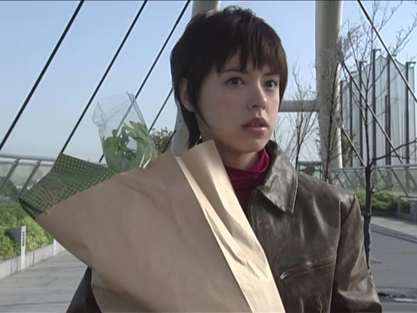 Kamen Rider Ryuki - Kamen Rider Ryuki: S1 E42 - Room 401
