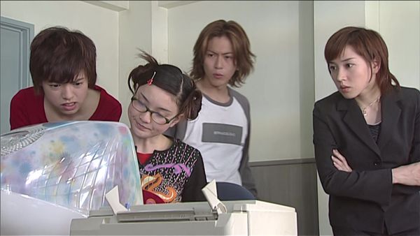 Kamen Rider Ryuki - Kamen Rider Ryuki: S1 E15 - Iron Mask Legend