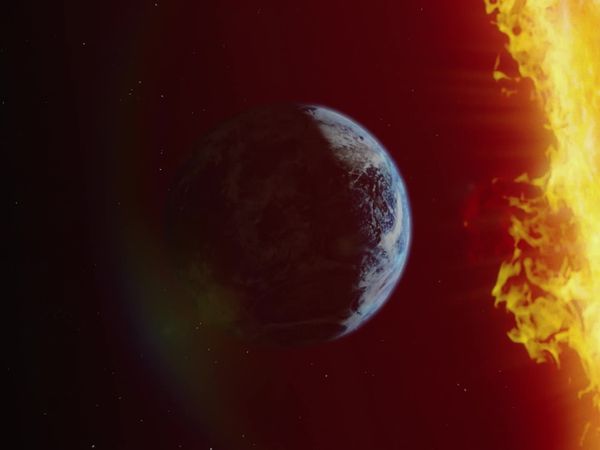 Secrets of the Moon - From the Earth to the Moon