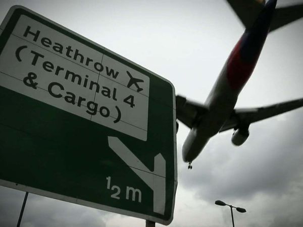 Killer Mysteries: Crime Scene Forensics - Terror Attack at 30,000 Feet