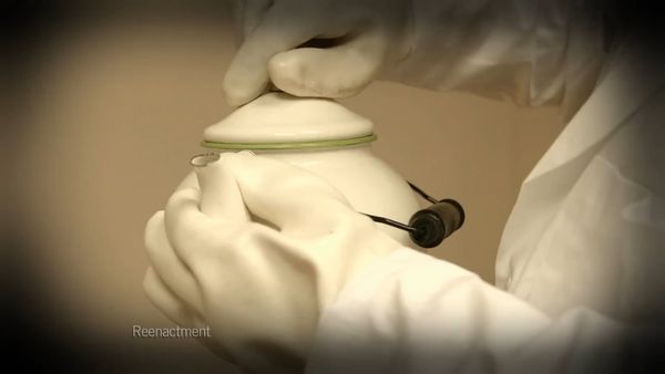 Killer Mysteries: Crime Scene Forensics - Murder by Tea Cup