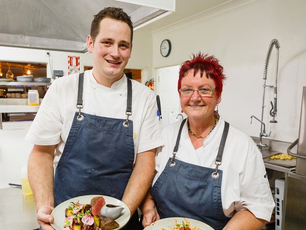 My Restaurant Rules New Zealand - Episode 7