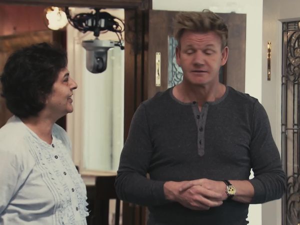 Hotel Hell - Brick Hotel