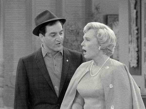 The Danny Thomas Show - What Are Friends For?