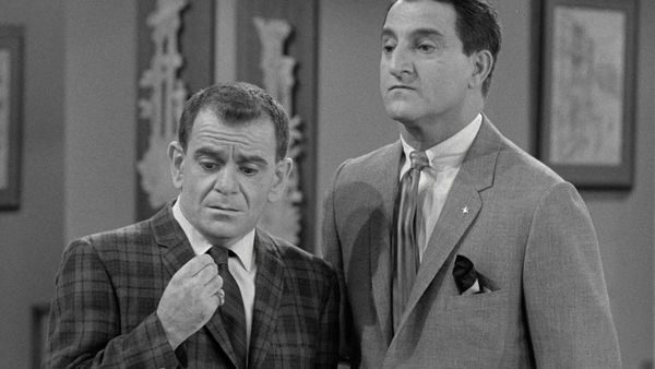 The Danny Thomas Show - Danny Weaves a Web