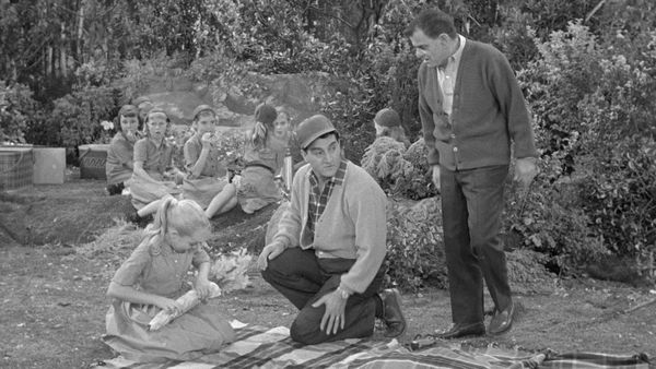 The Danny Thomas Show - Danny and the Brownies