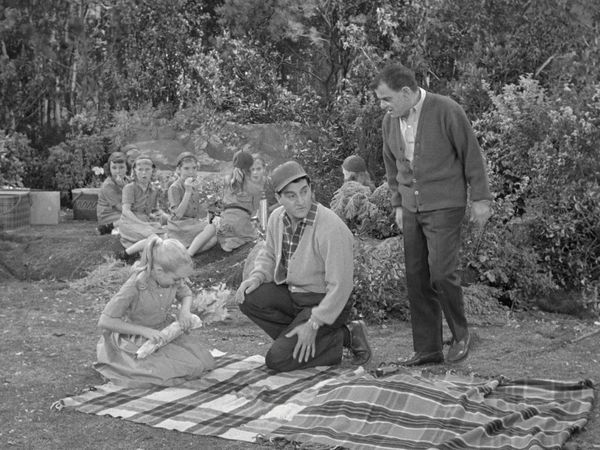 The Danny Thomas Show - Danny and the Brownies