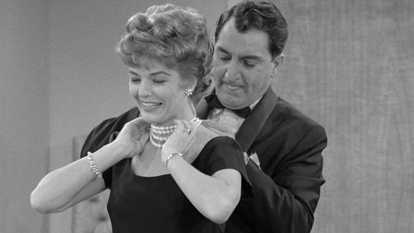 The Danny Thomas Show - Keeping Up With the Joneses