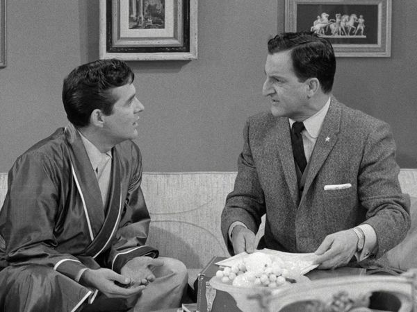 The Danny Thomas Show - Three on a Honeymoon