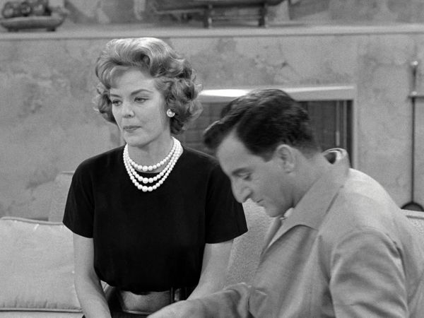 The Danny Thomas Show - Danny Proposes to His Wife