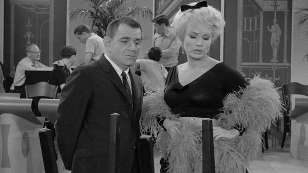The Danny Thomas Show - Louise to the Rescue