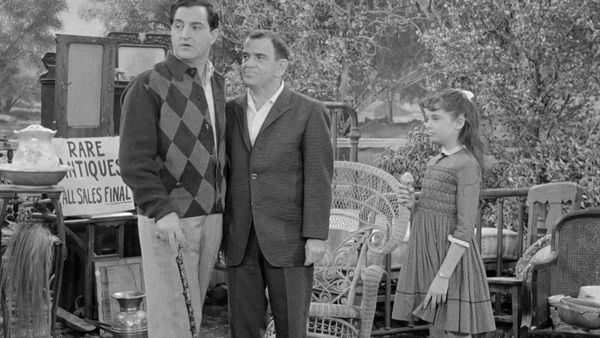 The Danny Thomas Show - The Antique Dealers