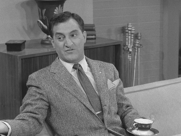 The Danny Thomas Show - Den Mother