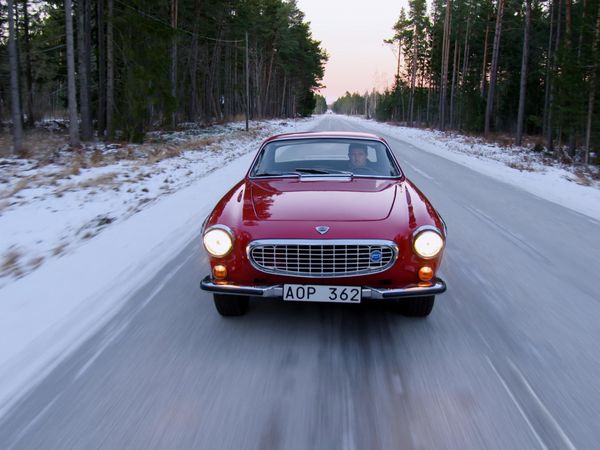 Find Me A Classic - Volvo P1800