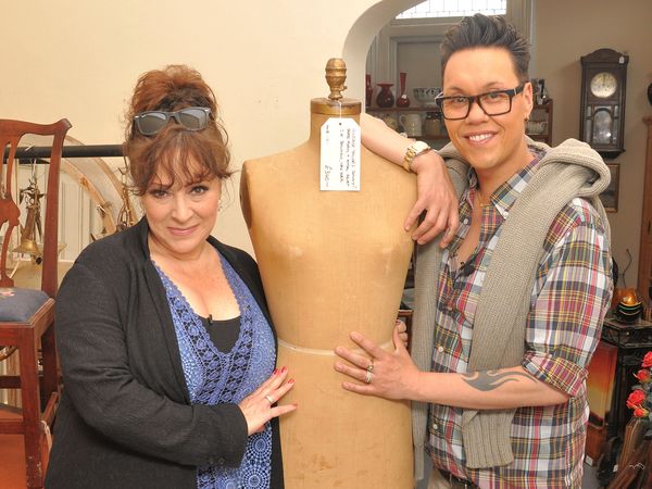 Celebrity Antiques Road Trip - Gok Wan and Harriet Thorpe