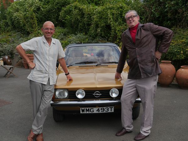 Celebrity Antiques Road Trip - Wayne Hemingway and John Shuttleworth