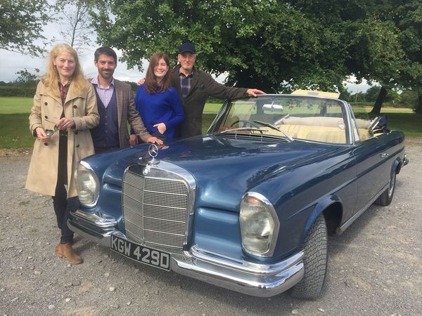 Celebrity Antiques Road Trip - Charles Dance and Geraldine James