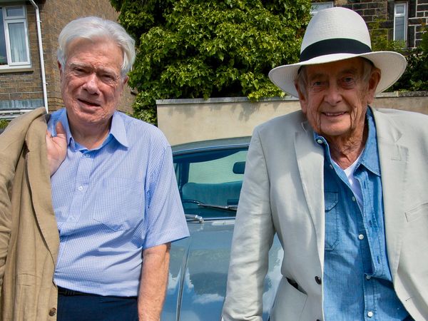 Celebrity Antiques Road Trip - Derek Fowlds and Bill Simons
