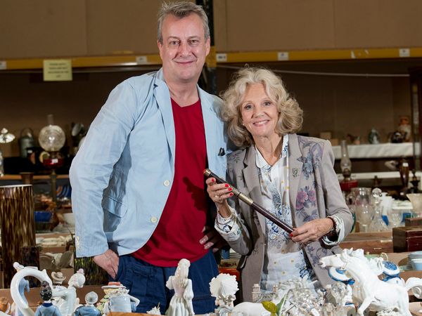 Celebrity Antiques Road Trip - Stephen Tompkinson and Hayley Mills