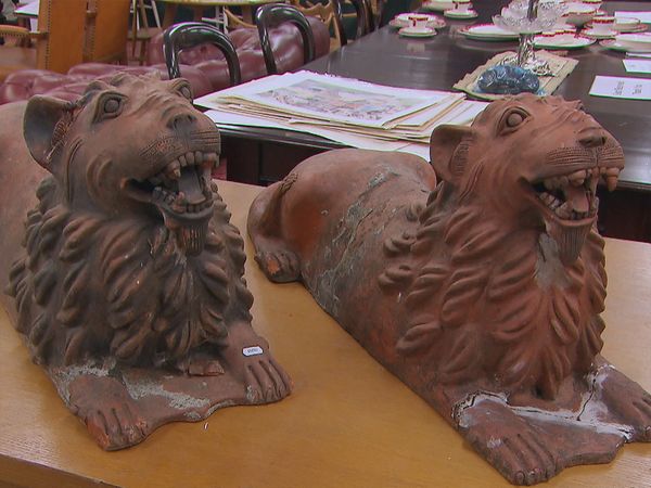 Antiques Road Trip - Phil Serrell and Arusha Irvine, Day 1