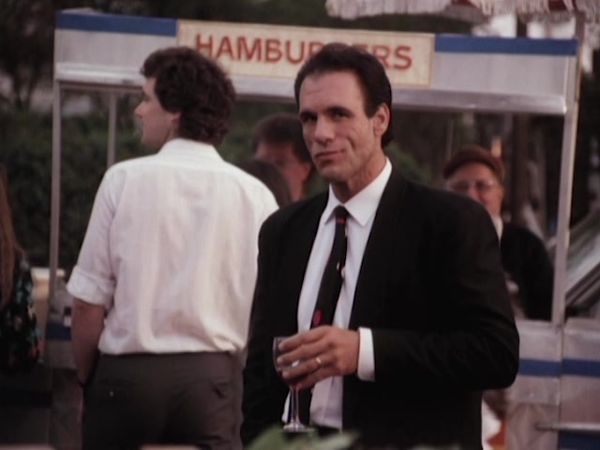 Wiseguy (extra episodes) - La Crime de L'Amour: Part 2