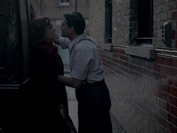 The Bletchley Circle - Uncustomed Goods (Part 1)