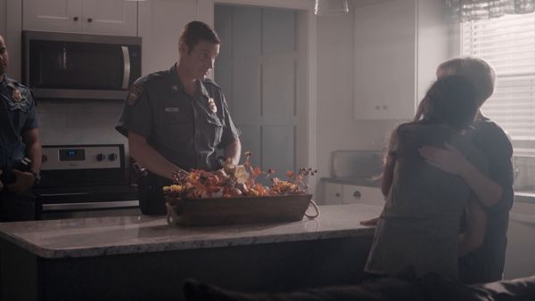 Homicide Hunter - Nine-Year-Old Hostage