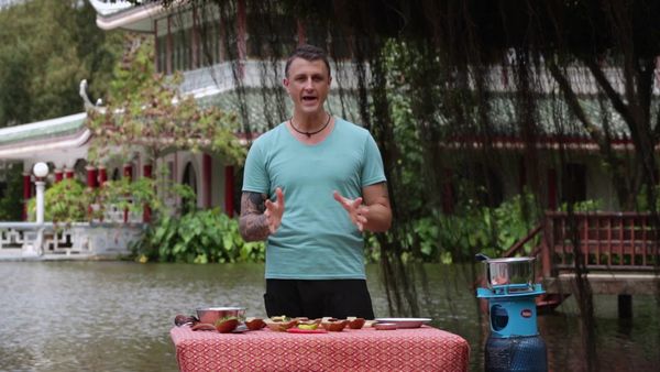 Duncan's Thai Kitchen - Going Organic