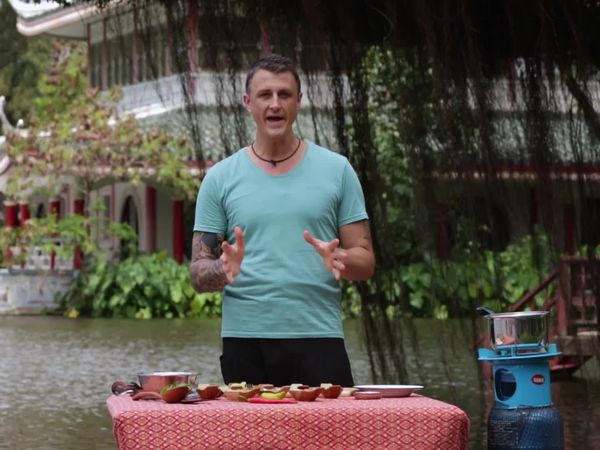 Duncan's Thai Kitchen - Going Organic