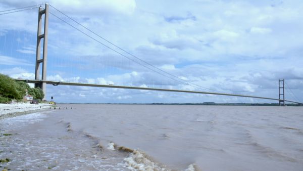 Britain's Greatest Bridges - The Humber Bridge