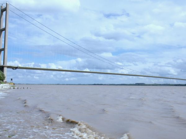 Britain's Greatest Bridges - The Humber Bridge