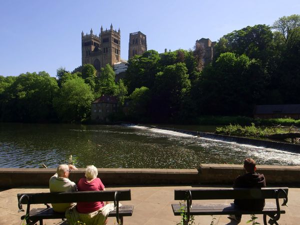 Britain's Great Cathedrals with Tony Robinson - Durham Cathedral