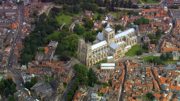 Britain's Great Cathedrals with Tony Robinson - York Minster