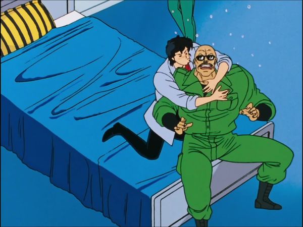 City Hunter 2 - Umi-Chan, what a Sexy Guy: Beautiful Sweeper Miki gets close: Episode 1