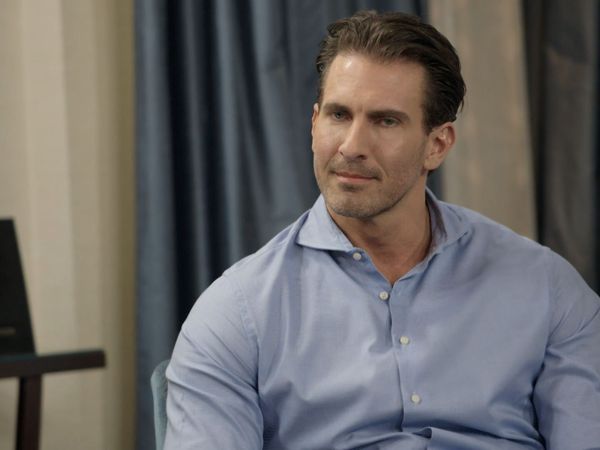 Million Dollar Matchmaker - The Pop Star and American Psycho