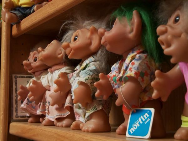 Minha Estranha Obsessão - Aquisição de trolls / Animais empalhados