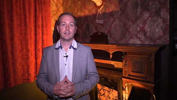 Ghost Dimension Flying Solo - Haunted escape room at Moviescape - Part 2