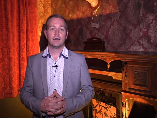 Ghost Dimension Flying Solo - Haunted escape room at Moviescape - Part 2