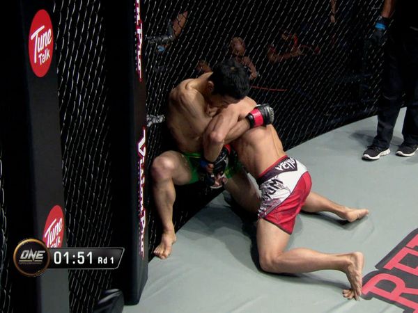 Total Combat Presents ONE Championship - Alaa Mazloum (EGY) vs Peter Davis (MAS)