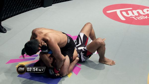 Total Combat Presents ONE Championship - Ev Ting (MAS) vs Yohan Mulia Legowo (INA)