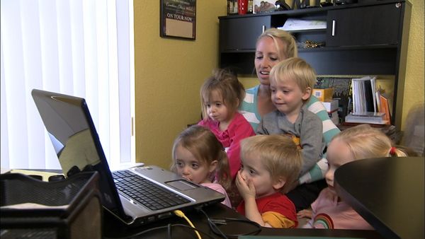 Raising Sextuplets - Working Mom and Mr. Mom