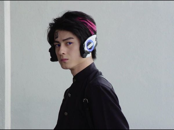 Kamen Rider Zero-One - Kamen Rider Zero-One: S1 E36 - President Special Part 01