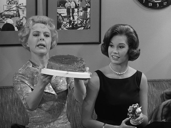 The Dick Van Dyke Show - Where You Been, Fassbinder?