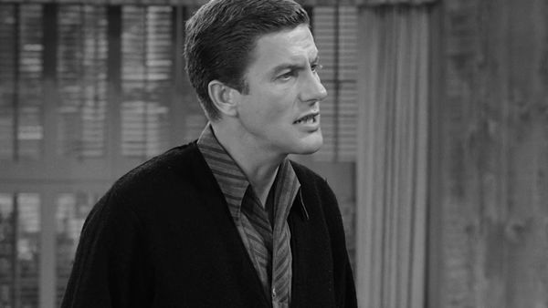 The Dick Van Dyke Show - Sol and the Sponsor