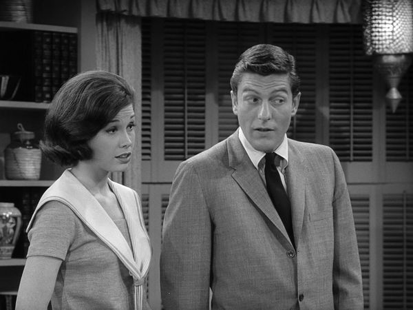 The Dick Van Dyke Show - The Talented Neighborhood
