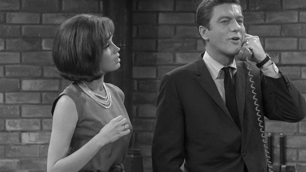 The Dick Van Dyke Show - The Case of the Pillow